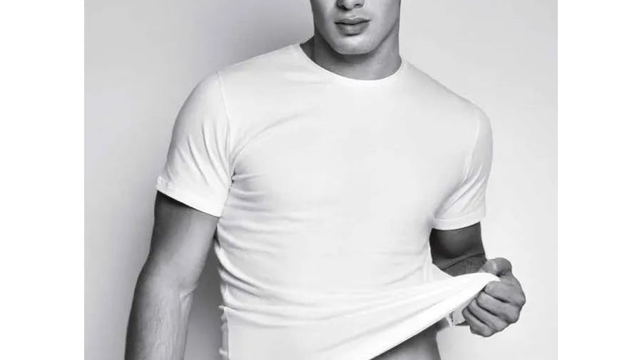 Maglia Bielastica Uomo: Comfort e Stile per un Look Impeccabile