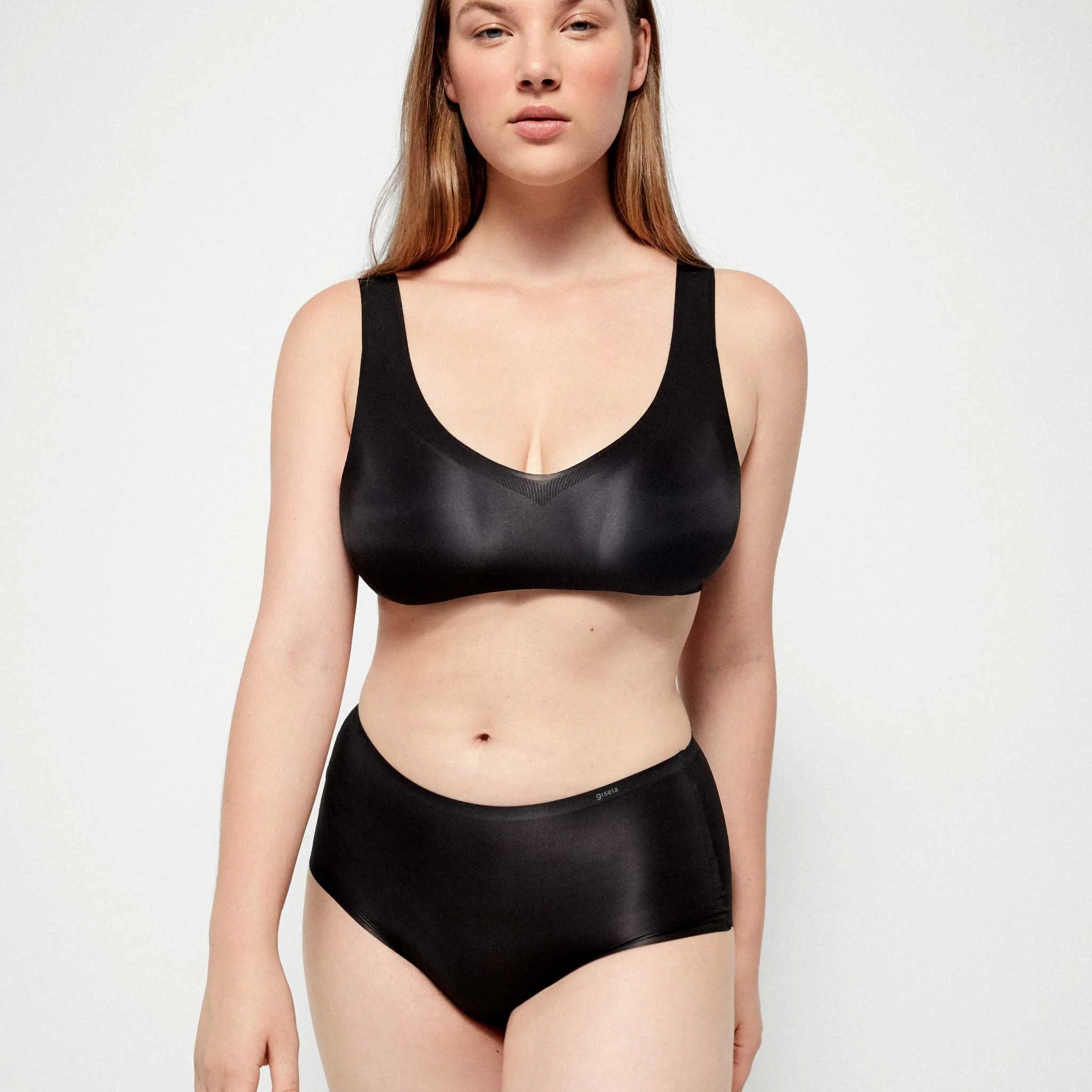 Reggiseno senza cuciture senza ferretto forma estraibile Gisela Undies 10026T Gisela