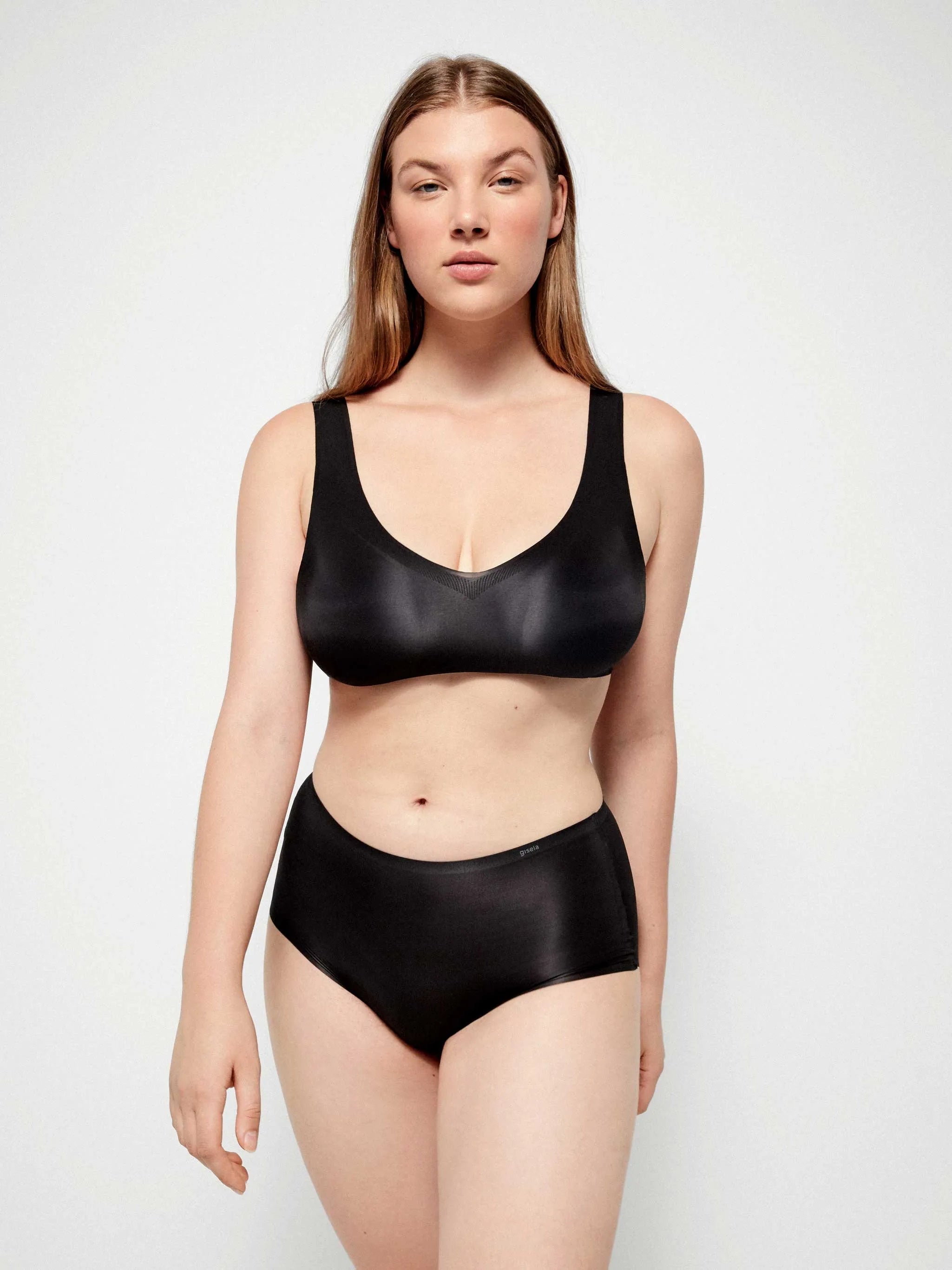 Reggiseno senza cuciture senza ferretto forma estraibile Gisela Undies 10026T Gisela