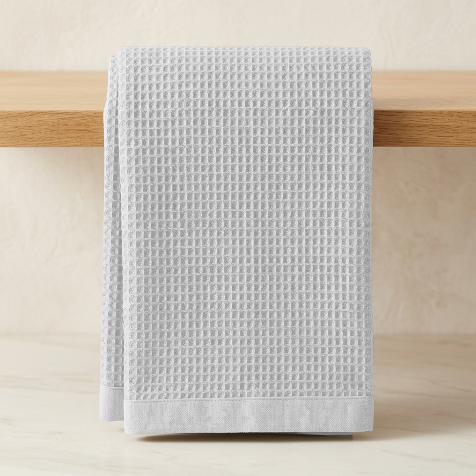 Telo doccia / mare nido D ape art . Martina