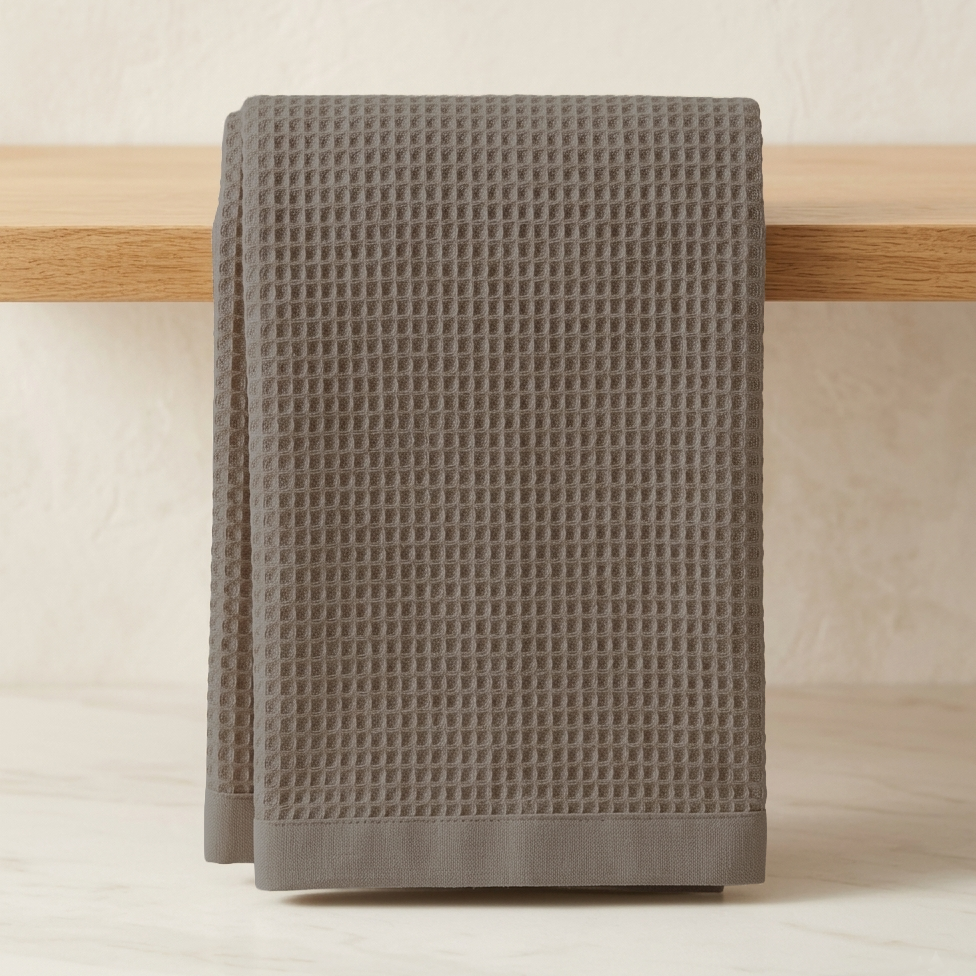 Telo doccia / mare nido D ape art . Martina