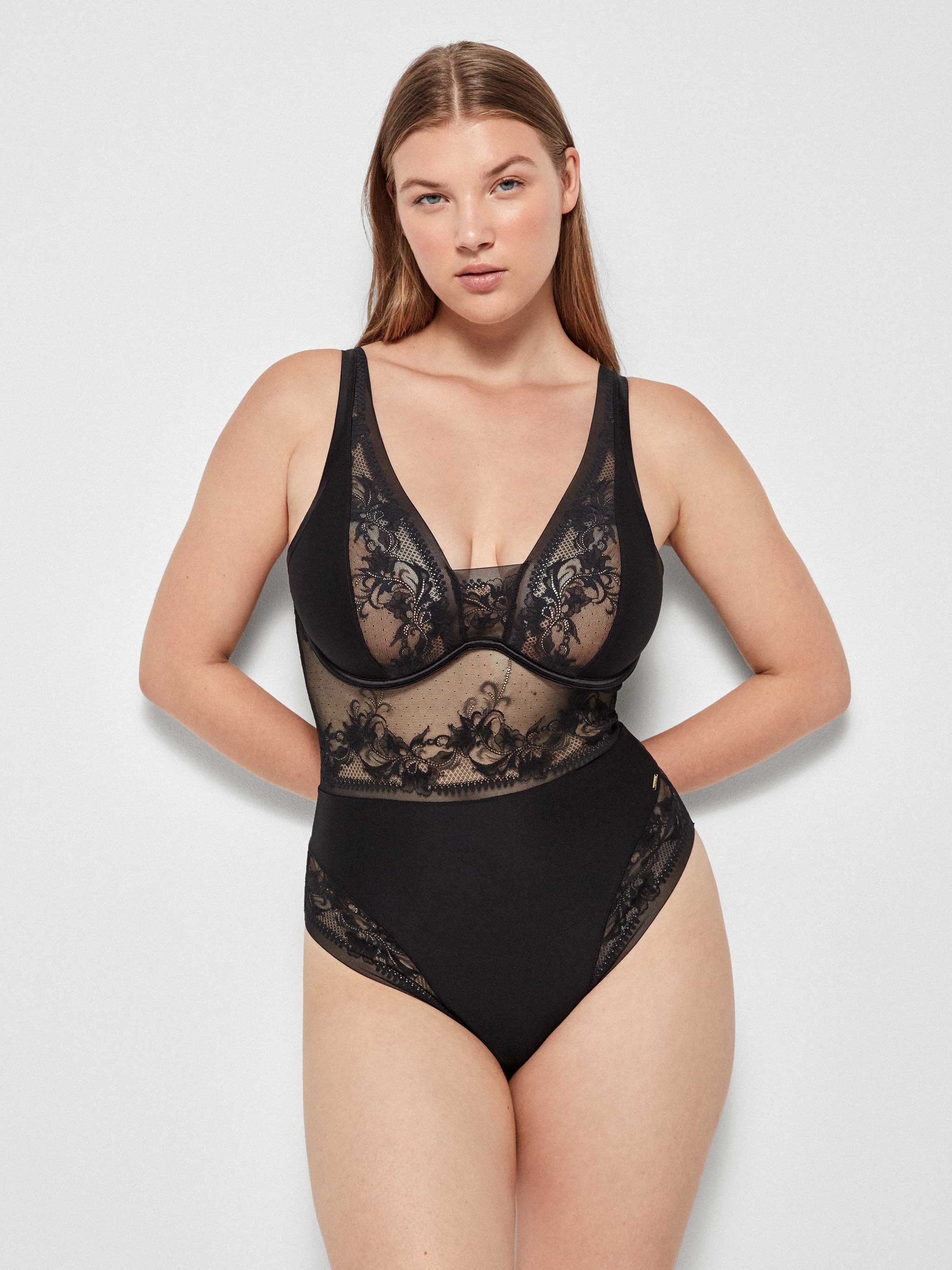Gisela Body con ferretto e coppe in schiuma ultraleggera 10018 Gisela