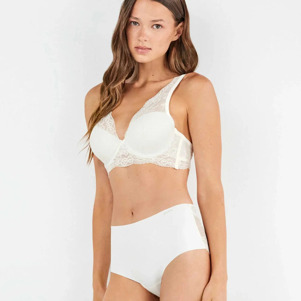 slip_gisela_taglio_laser_vita_alta_0228_bianco