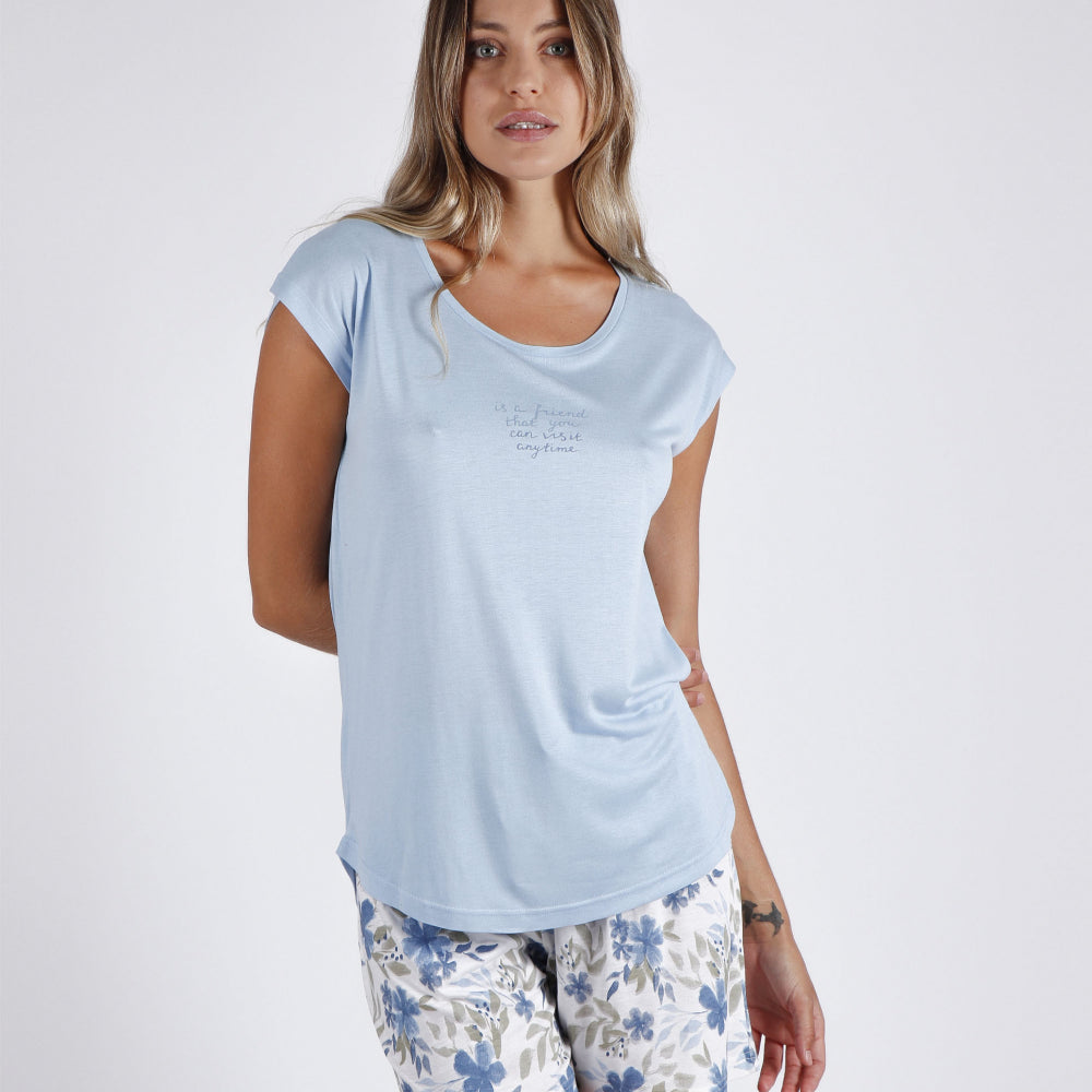Admas Pigiama Donna art 55887 ADMAS GARDEN Pigiama da donna a maniche corte Garden Friend Pigiama a maniche corte in maglia di viscosa con scollo tondo e pantaloncini T-shirt in maglia liscia, blu, con dettagli stampati personalizzati del marchio Admas