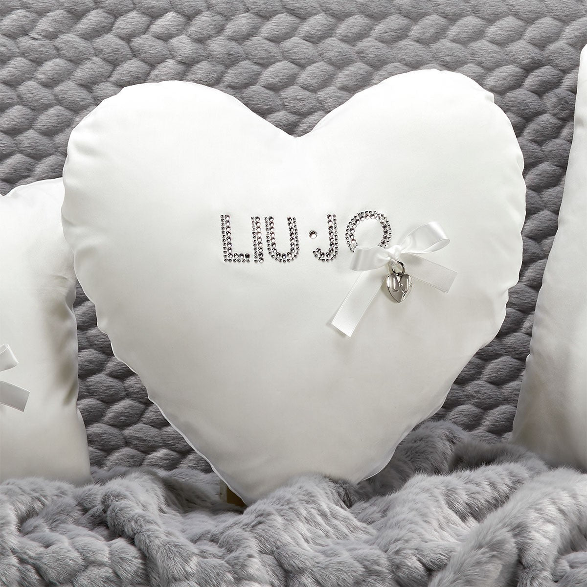 Cuscino arredo cuore Liu Jo in raso Tinta unita
